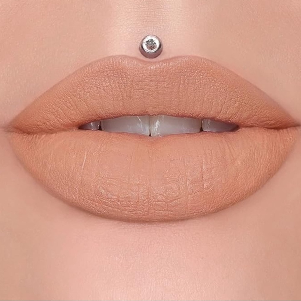Jeffree Star Diet Mannequin Velvet Trap Lipstick